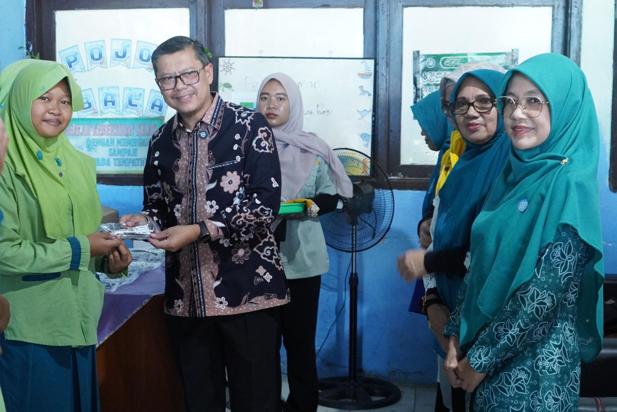 Wakil Bupati Subang Apresiasi Program Kacamata Gratis PKK Jabar dan Lions Club, “Ribuan Siswa Subang Terbantu”