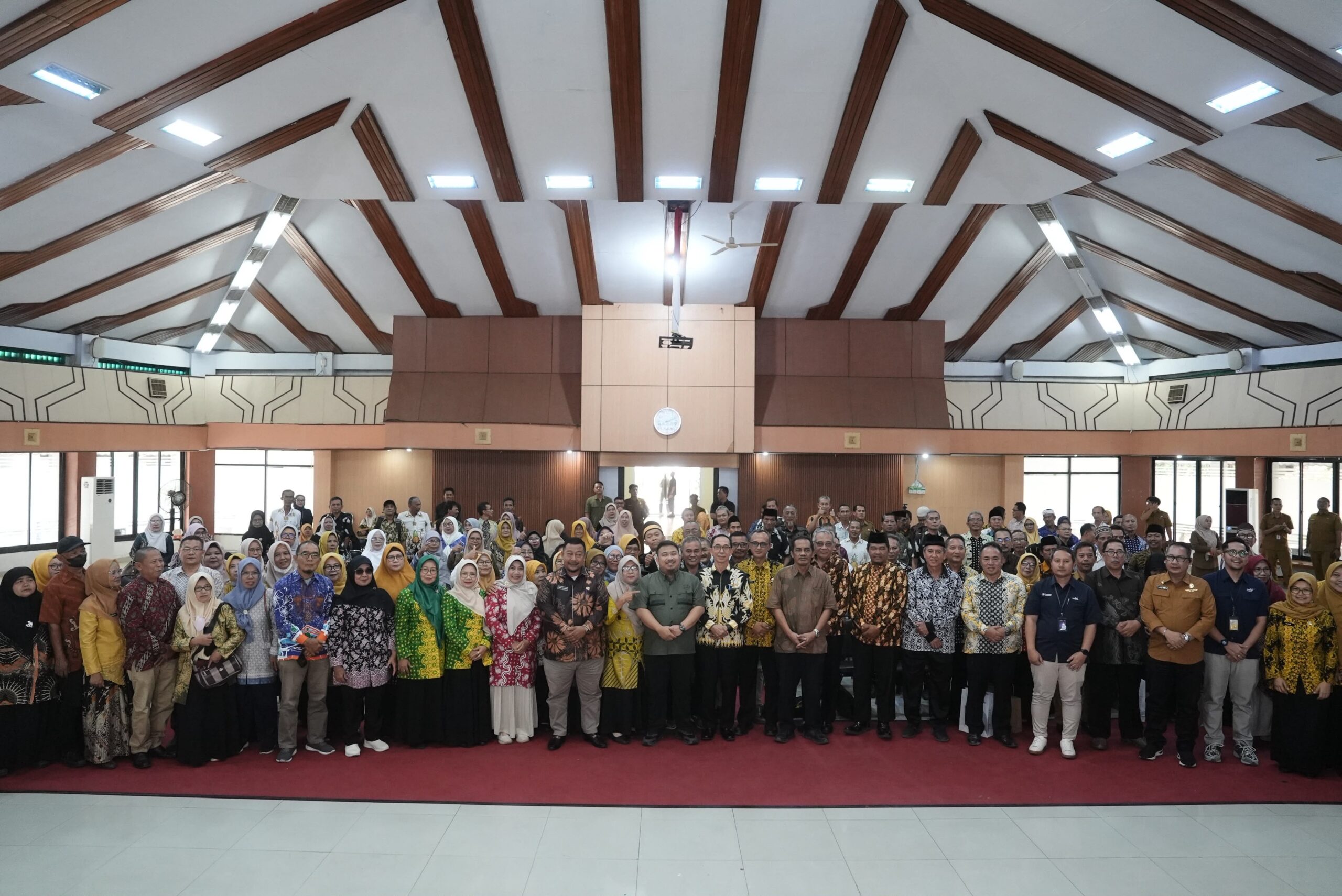 Lepas 179 ASN Purna Tugas, Kang Rey Tegaskan Jabatan Ada Batasnya, Pengabdian Selamanya